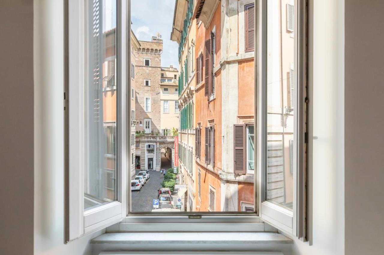 Iflat Art In The Heart Of Apartamento