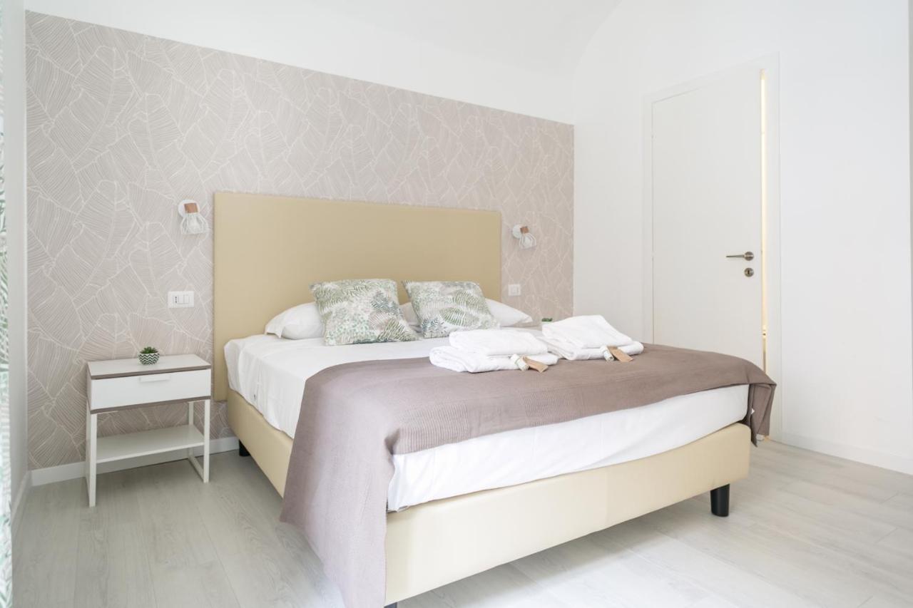 White Candia Bed & Breakfast *