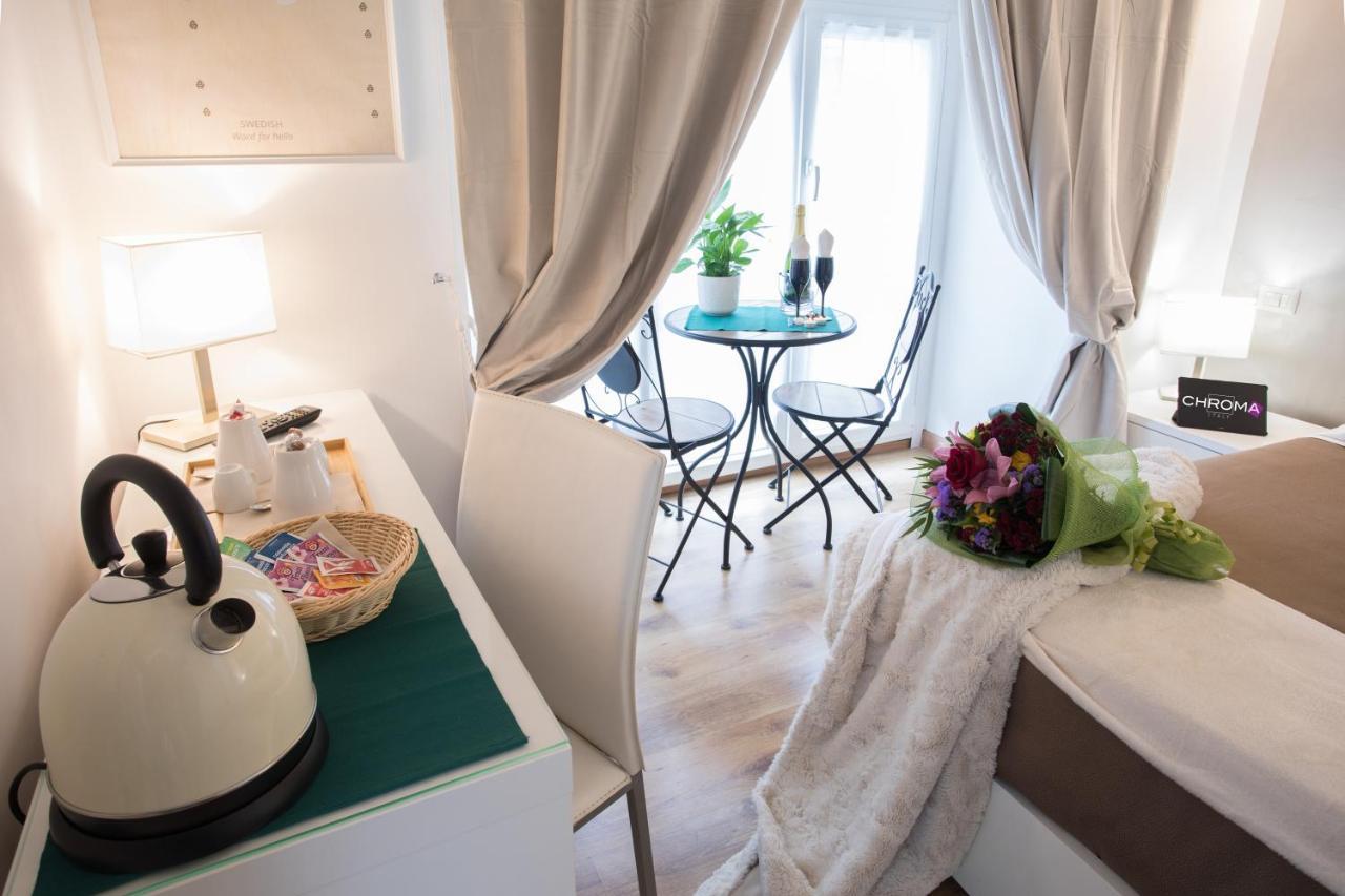 Guest house Chroma Italy - Chroma Octho 3*