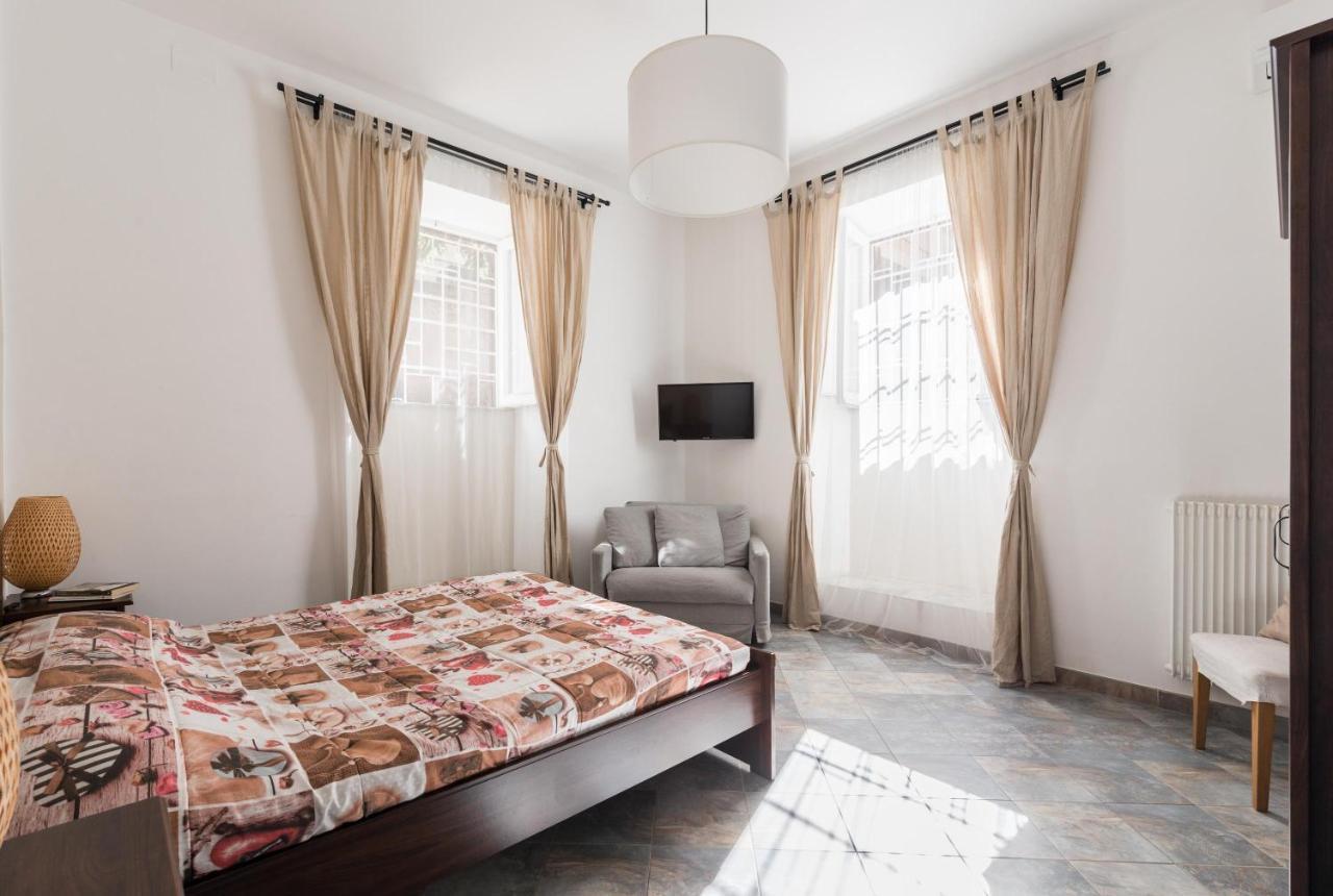 Domus Maximo * Roma