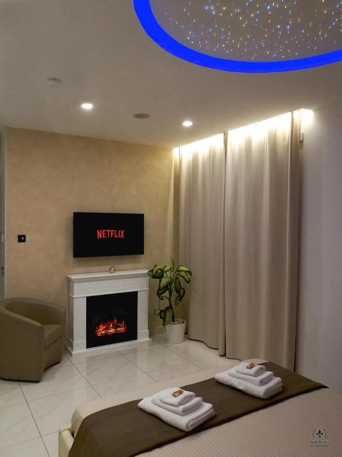 Giglio Luxury - Chroma Italy Apartment