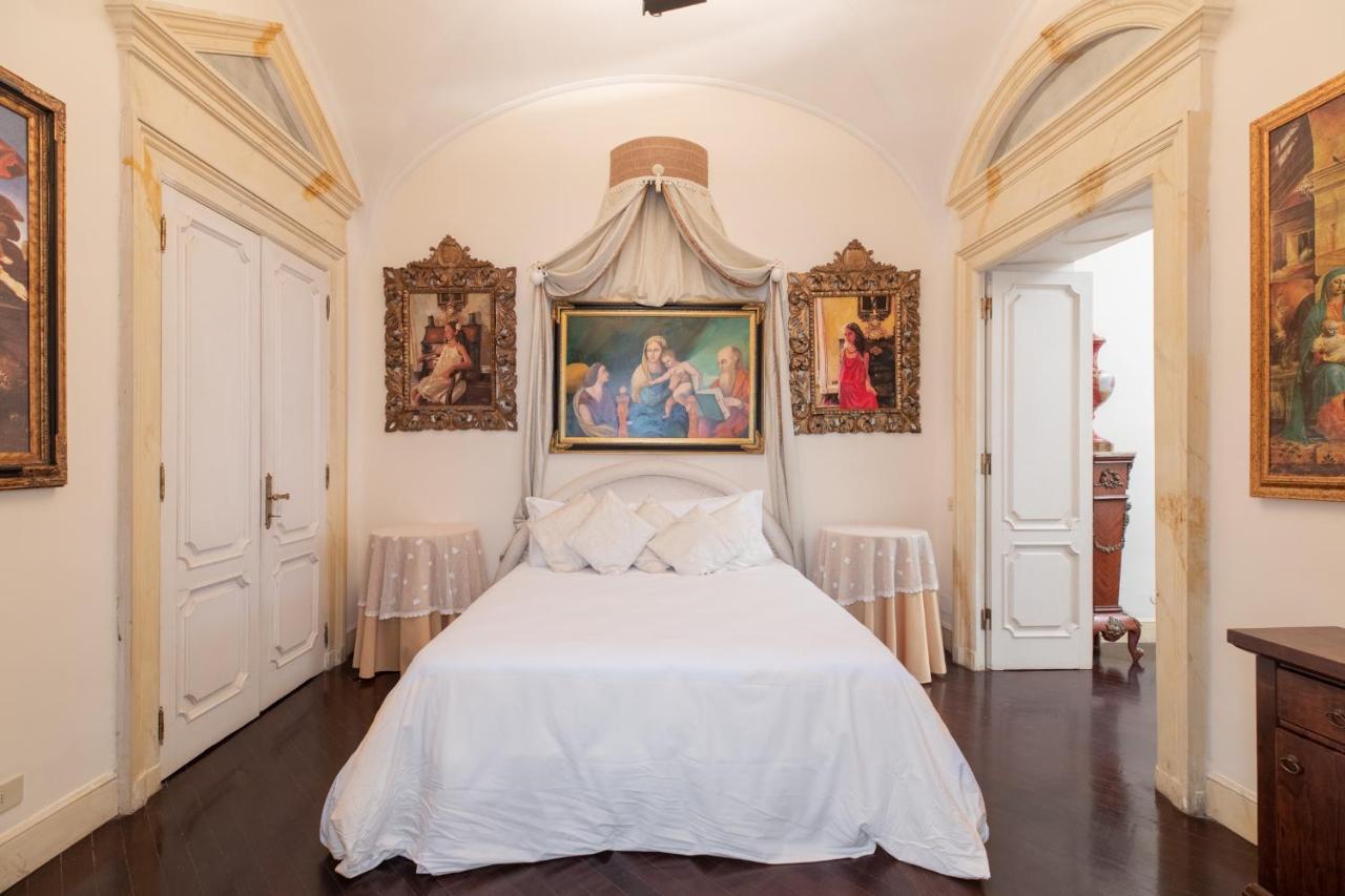 Leilighet Iflat Spanish Steps Luxury And Historical Apt Roma
