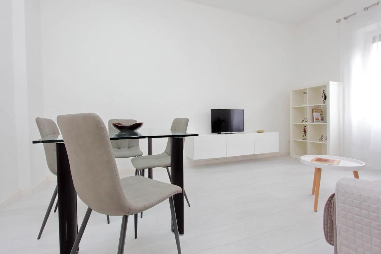 Apartamento Da Bea A San Pietro In Via Delle Fornaci 139 *