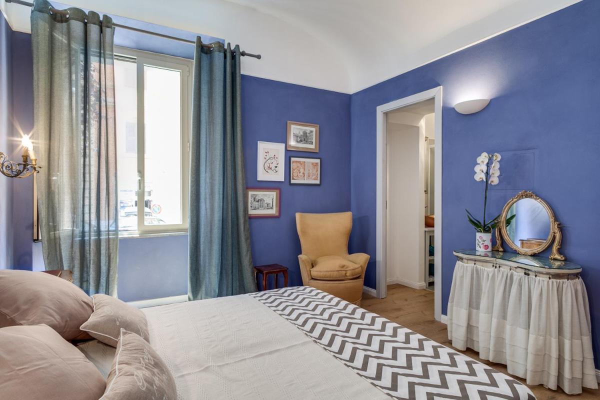 Femasuites *