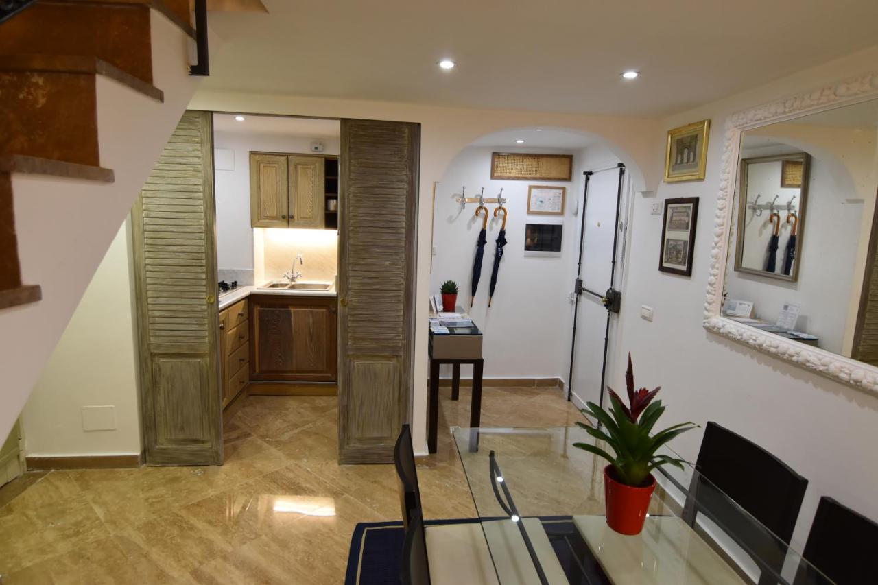 Aparthotel Babuino 79 Roma