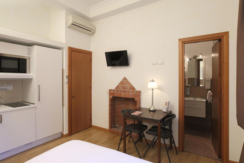 Navona Apartment