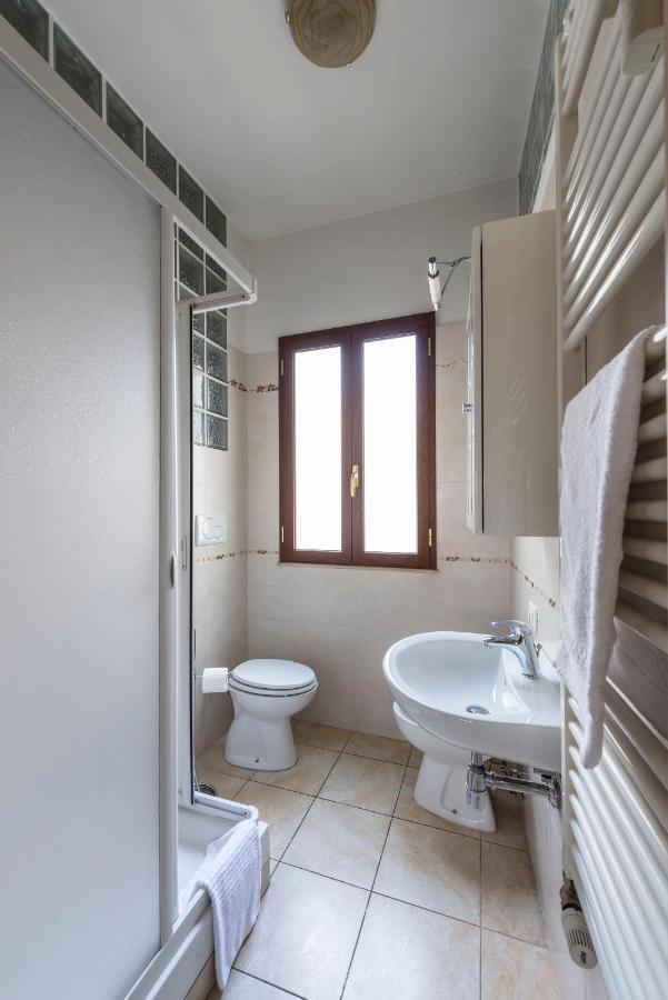 Apartment Domus Francisca Via Gregorio VII Nr 90 Rome