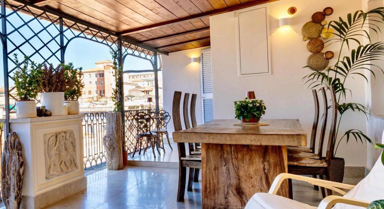 Apartment Atticus Forum Romanum Luxury Penthouse Rom