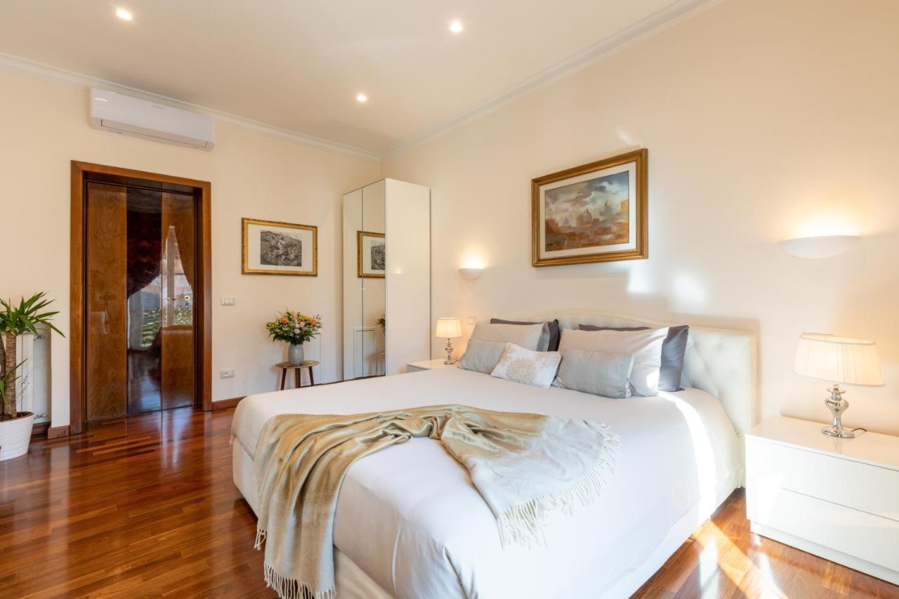 Atticus Forum Romanum Luxury Penthouse Apartment Rom