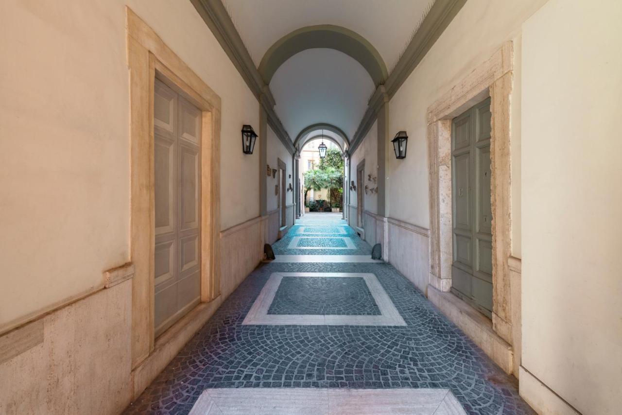 Ara Di Marte * Roma