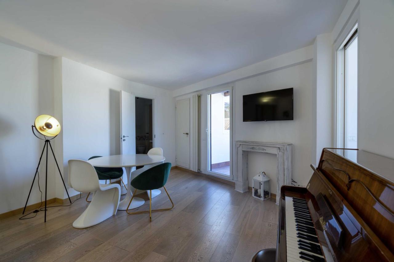 Vatican Terrace * Rom