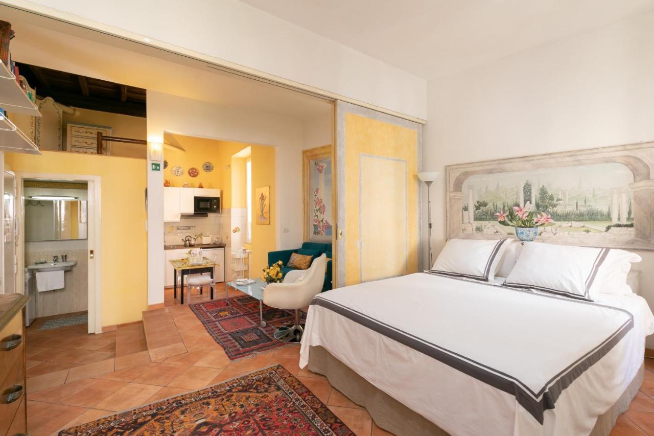 Monti Romantic Sunshine Maisonette Apartment Rom