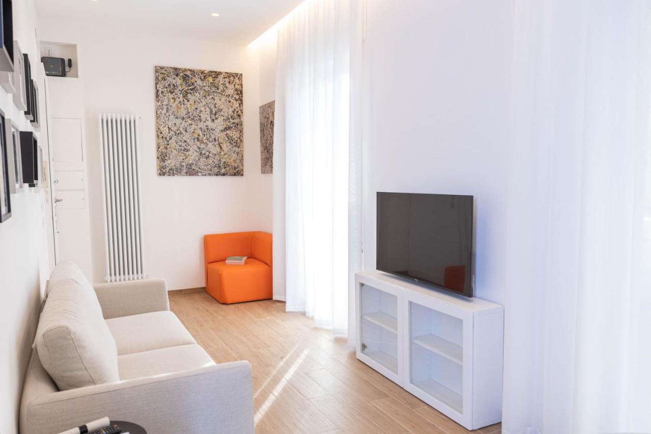 Apartamento Colosseo Brightful With Rooftop Roma