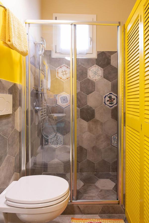 Trastevere Colorful With Terrace! Apartamento Roma