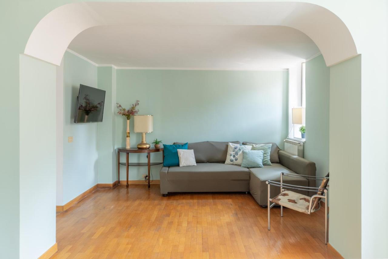Iflat Colosseum Wide