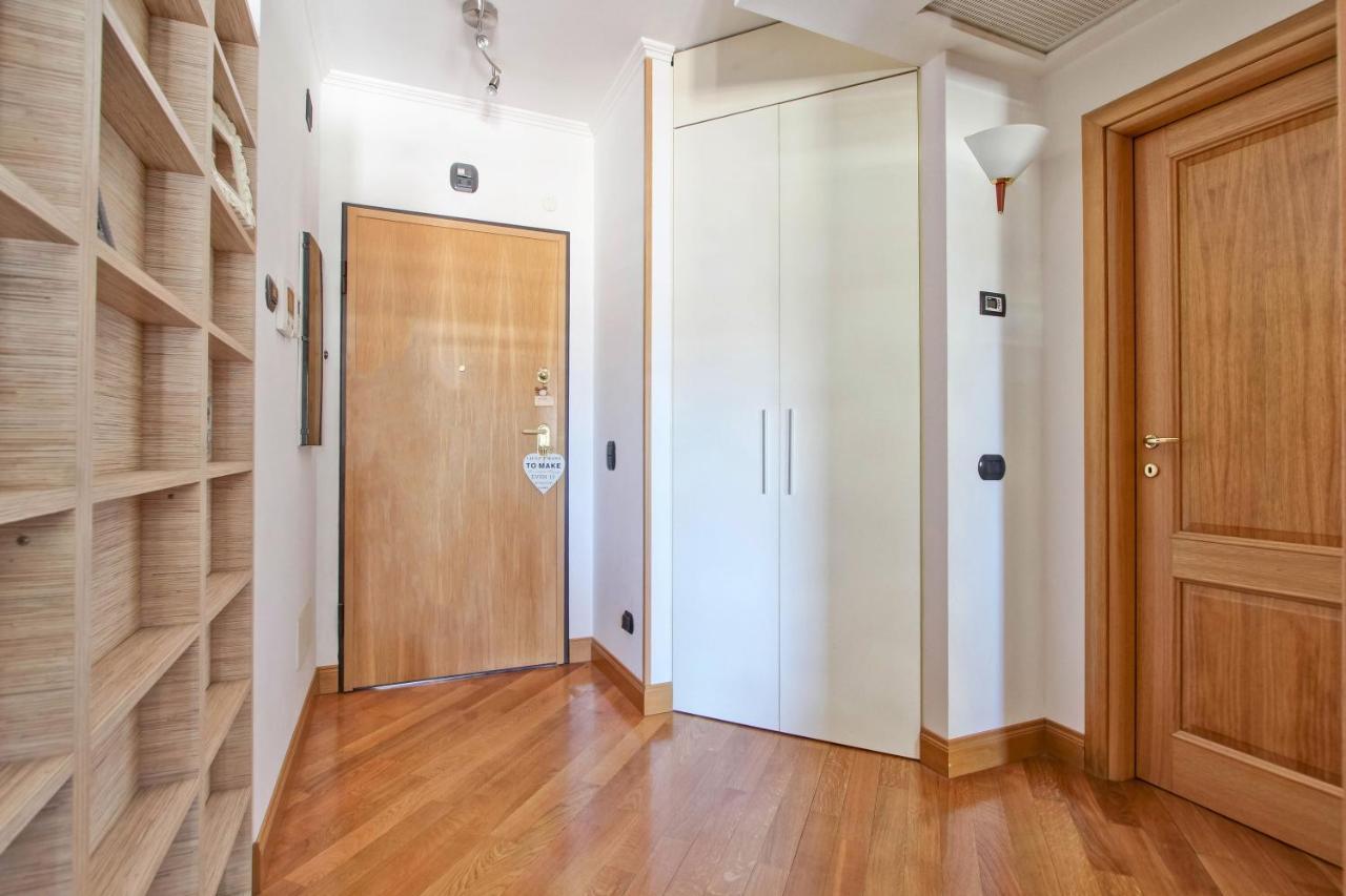 Cozy Terrace Close To Eataly And Metro Piramide Apartment Rom