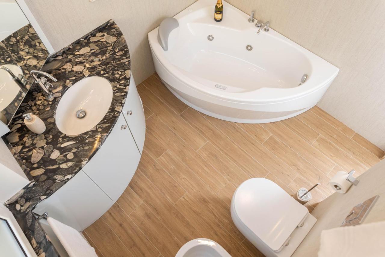Apartamento Colosseo Brightful With Rooftop Roma