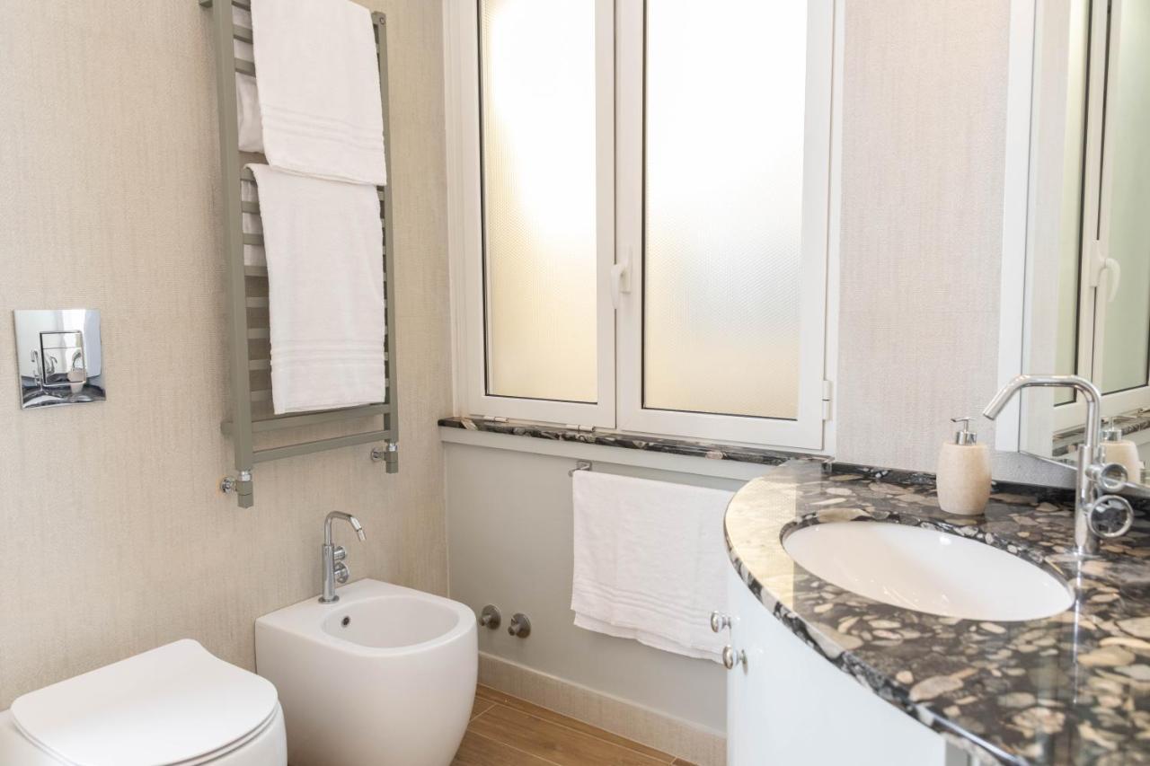Apartamento Colosseo Brightful With Rooftop Roma
