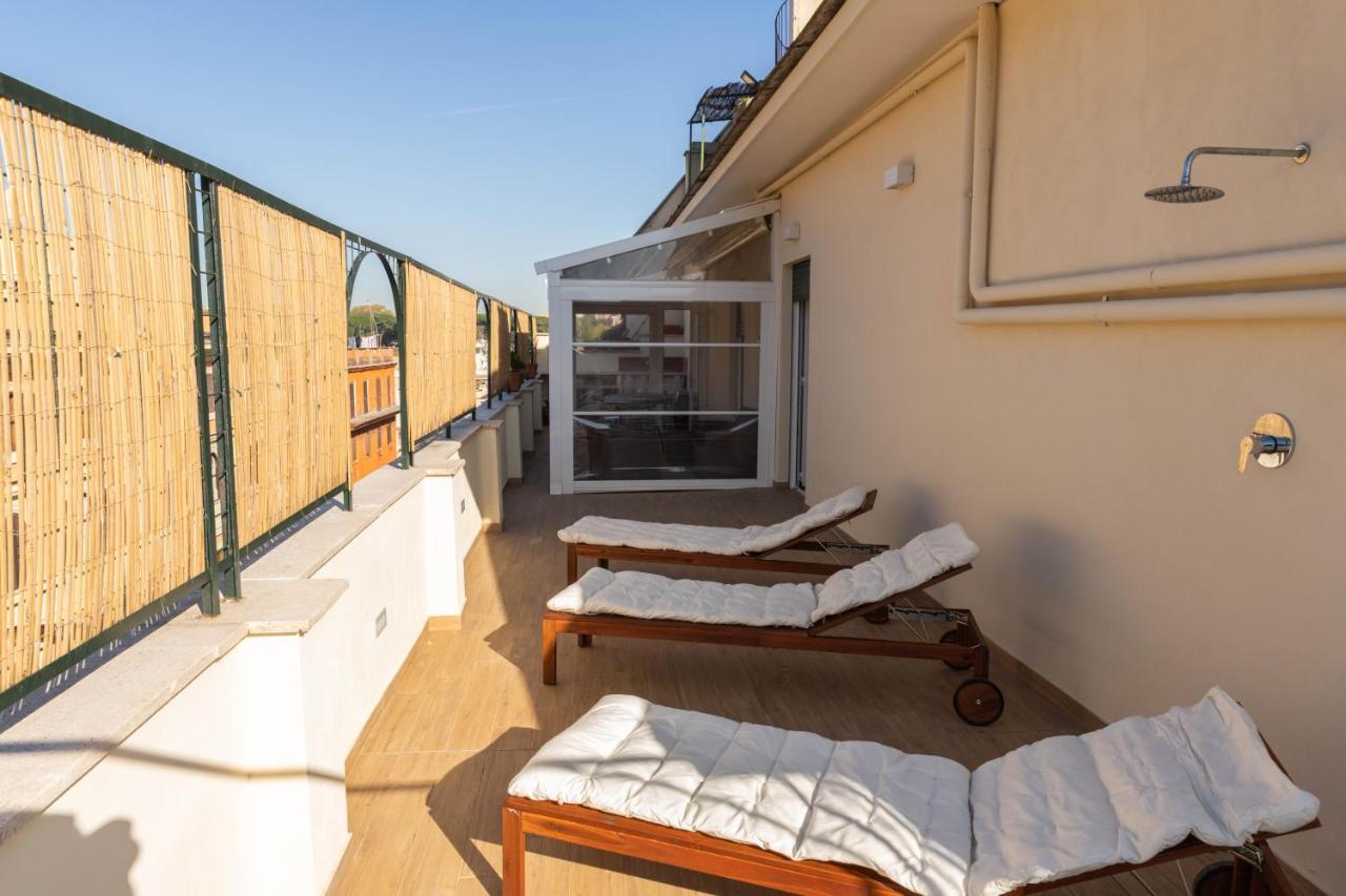 Colosseo Brightful With Rooftop Apartamento