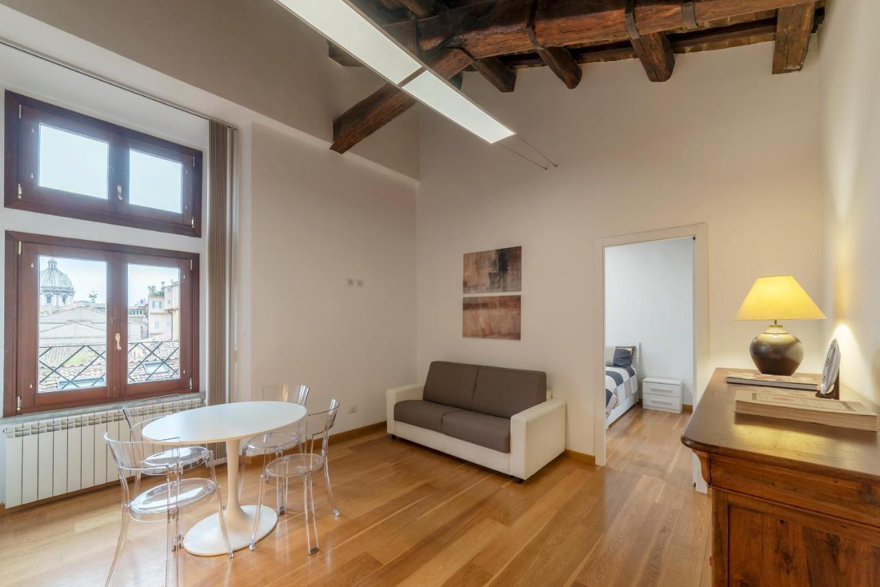 Palazzo Altieri Penthouse Apartment Rom