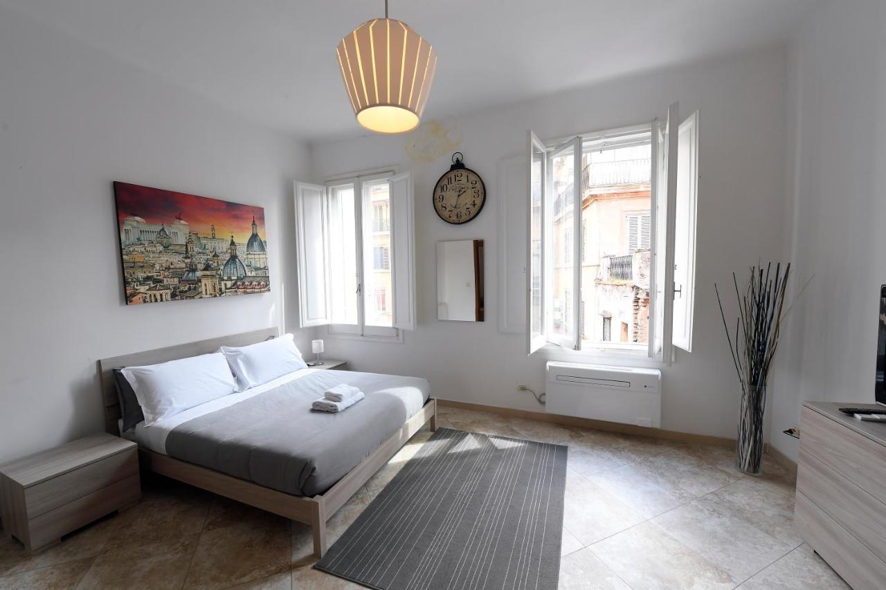Easy Holidays - In Selci Colosseo