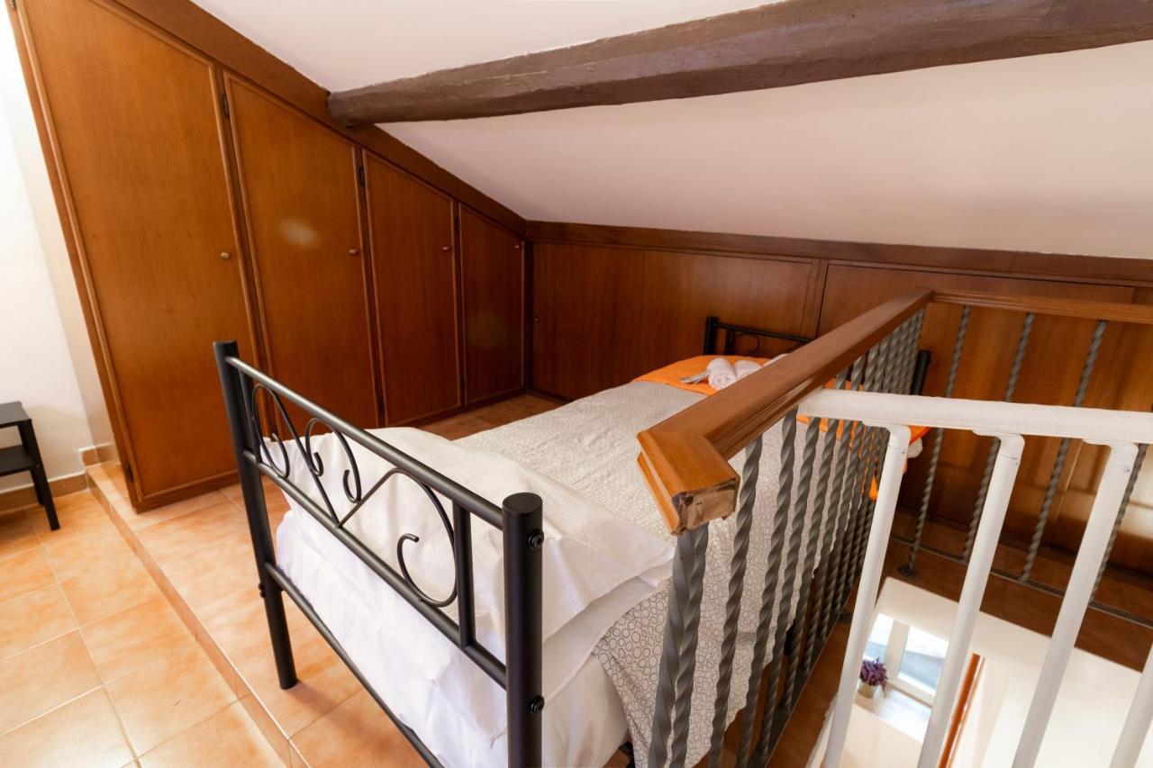 Apartamento Trastevere Four Seasons Trilussa 1 *