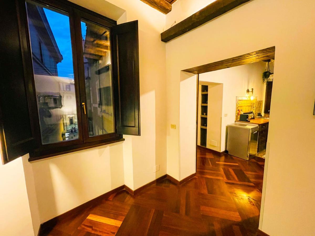 Trevi Fountain Stylish Apartamento *
