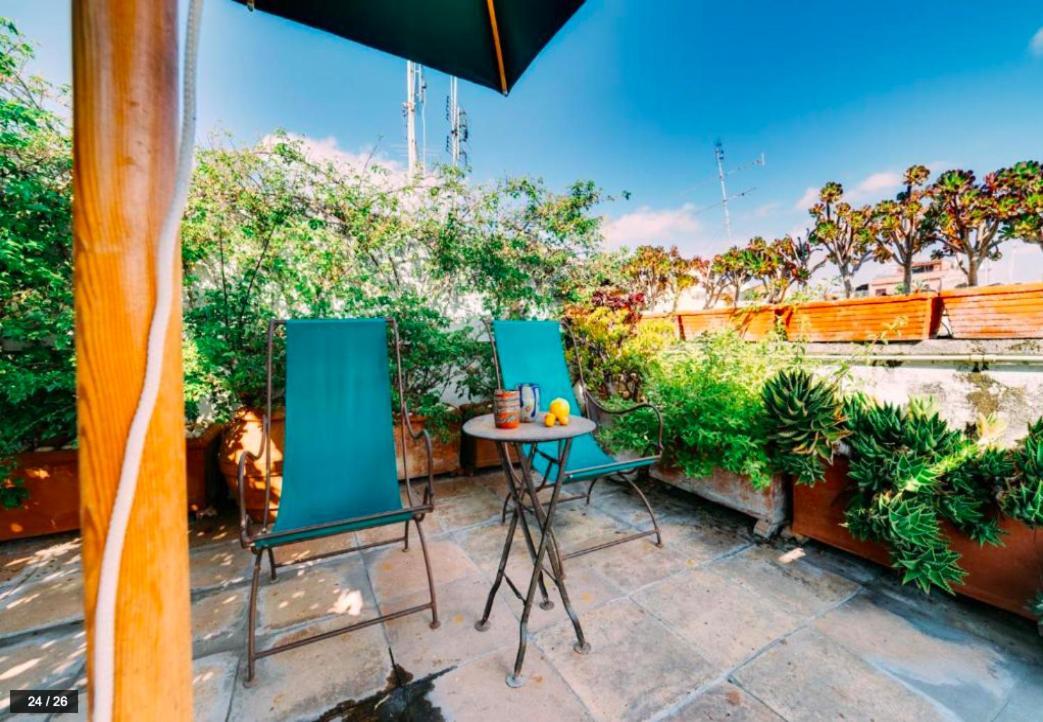 Luxury Art In Trastevere With Terrace