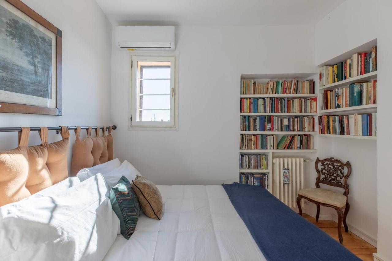 Iflat Penthouse Overlooking Leilighet
