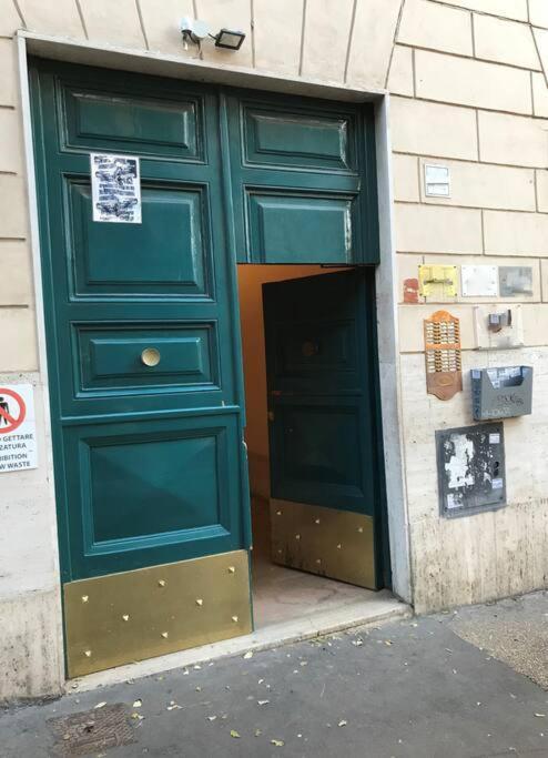 Beautifully Renovated Loft In Trastevere Apartamento