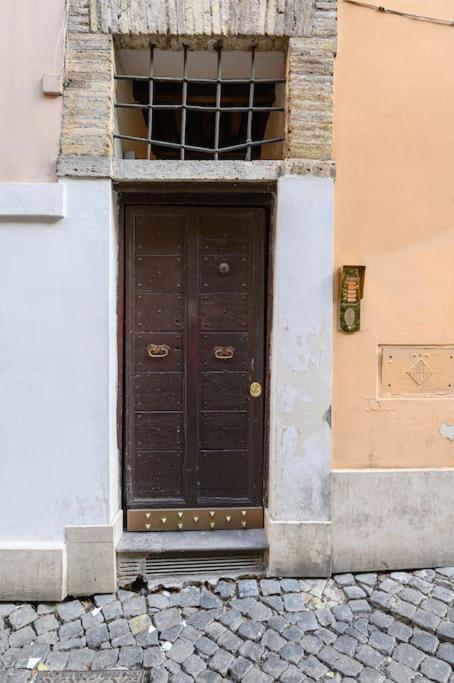 Trastevere Heart * Roma