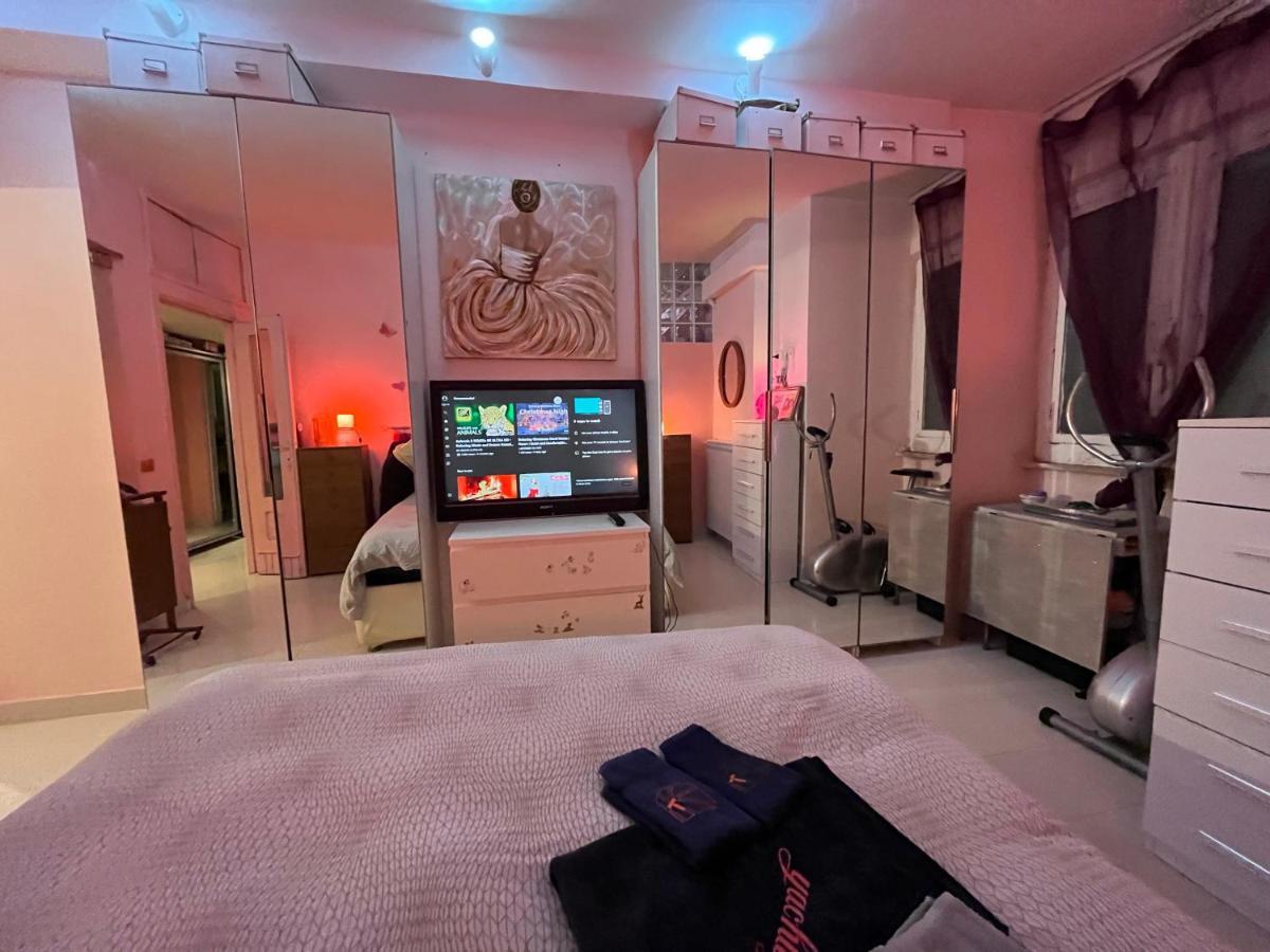 Apartment Affitto Due Camere, Due Bagni In