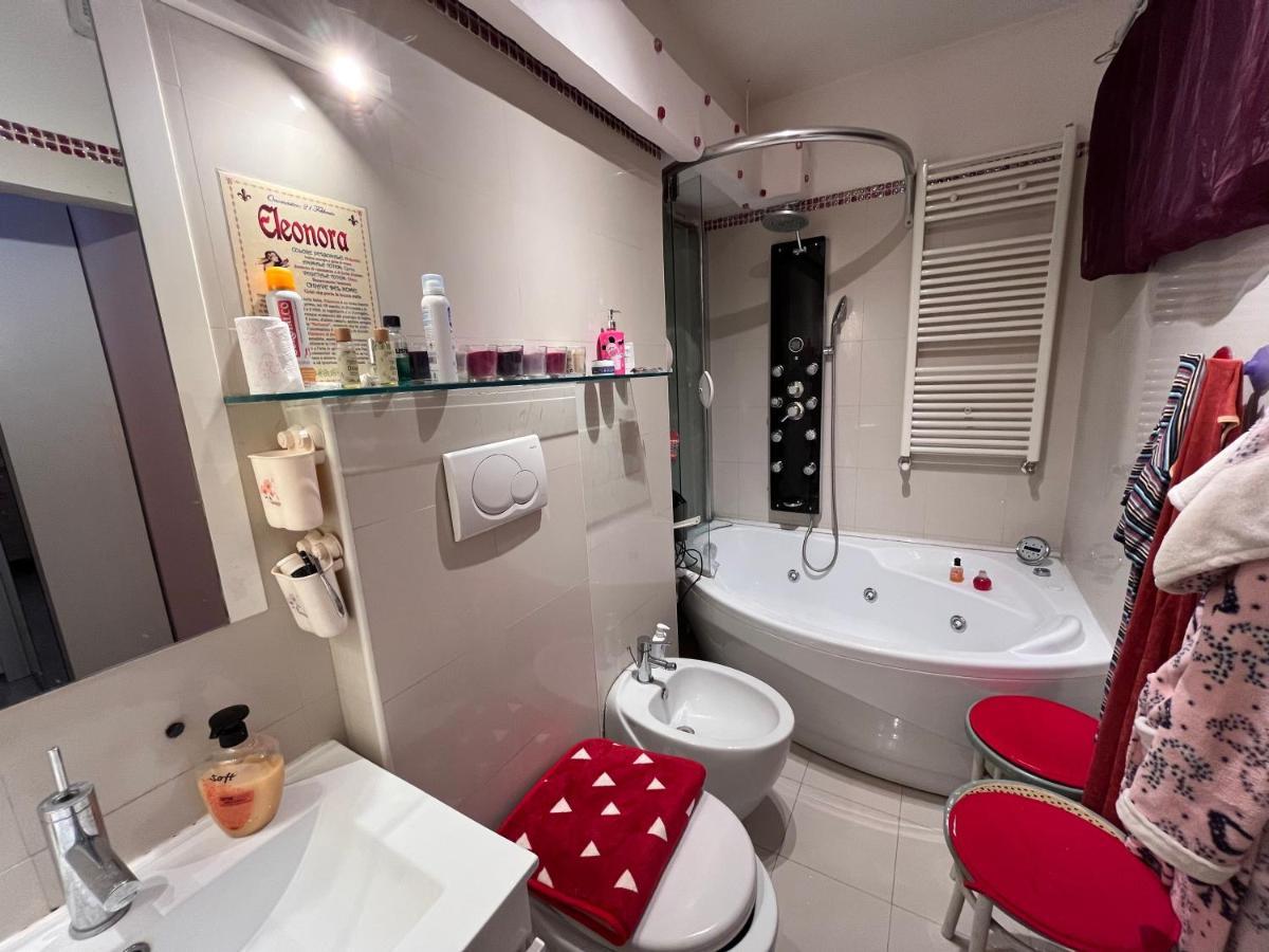 Apartment Affitto Due Camere, Due Bagni In *