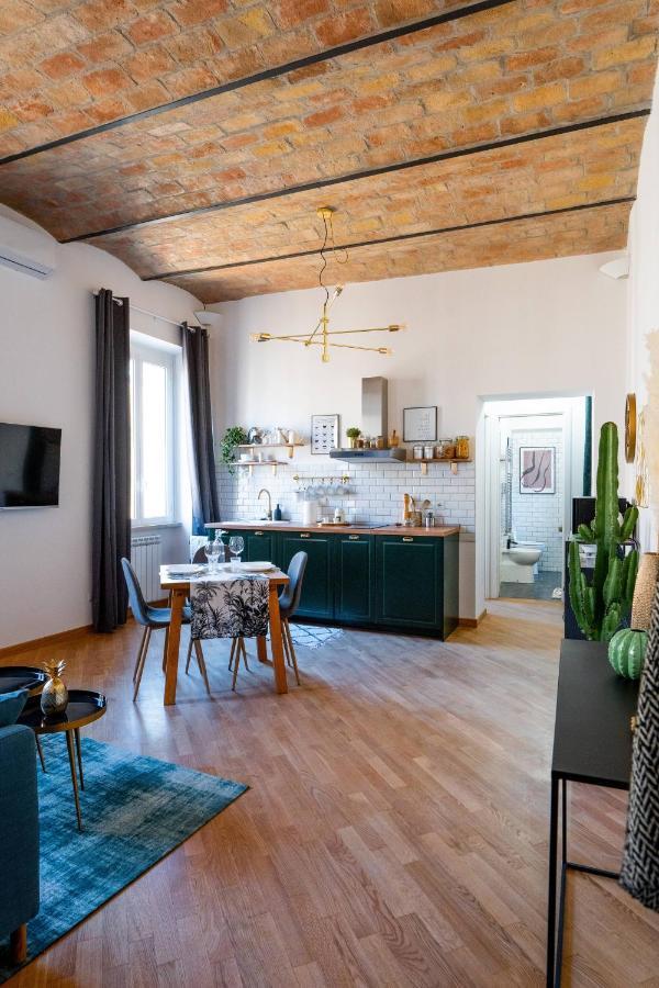 Apartment La Polveriera, Eleganti E Luminosi Vicino Al Colosseo Rom