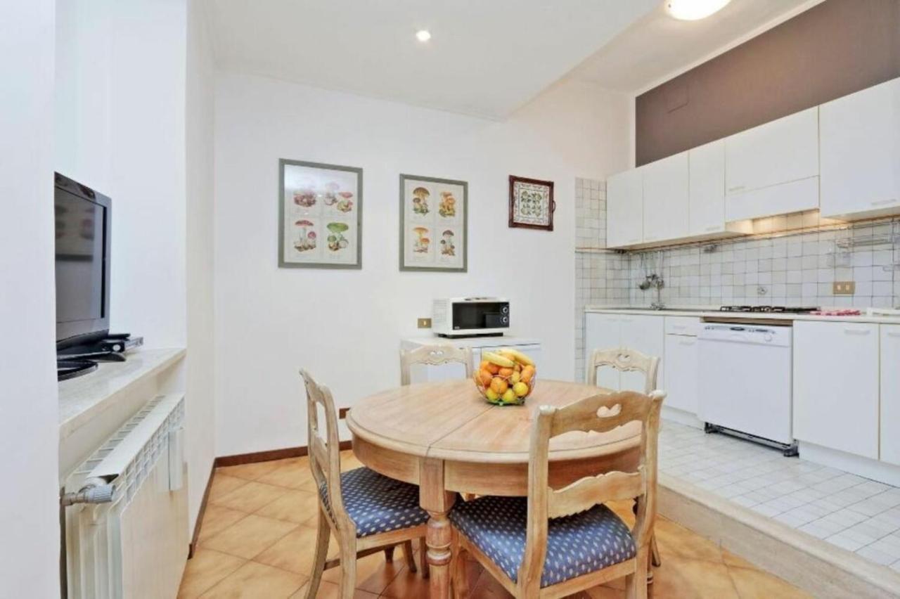 Montebello Apartment *