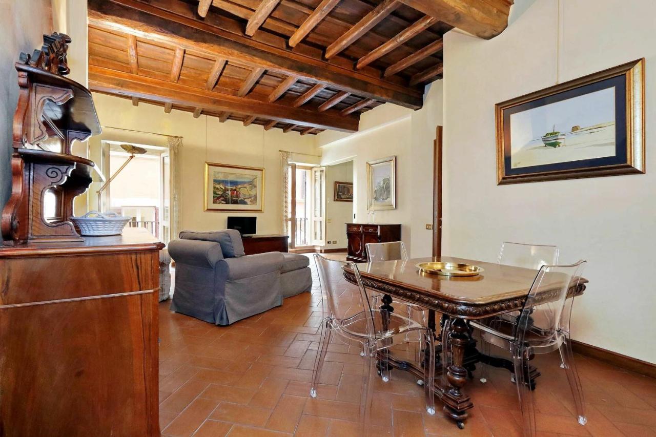 Crociferi Apartamento *