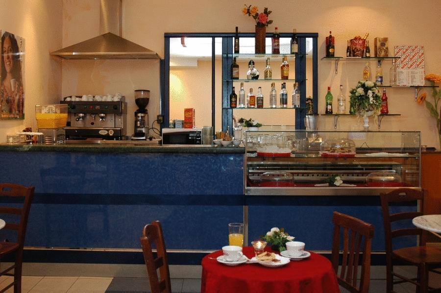 Urban Garden Hotell 3*