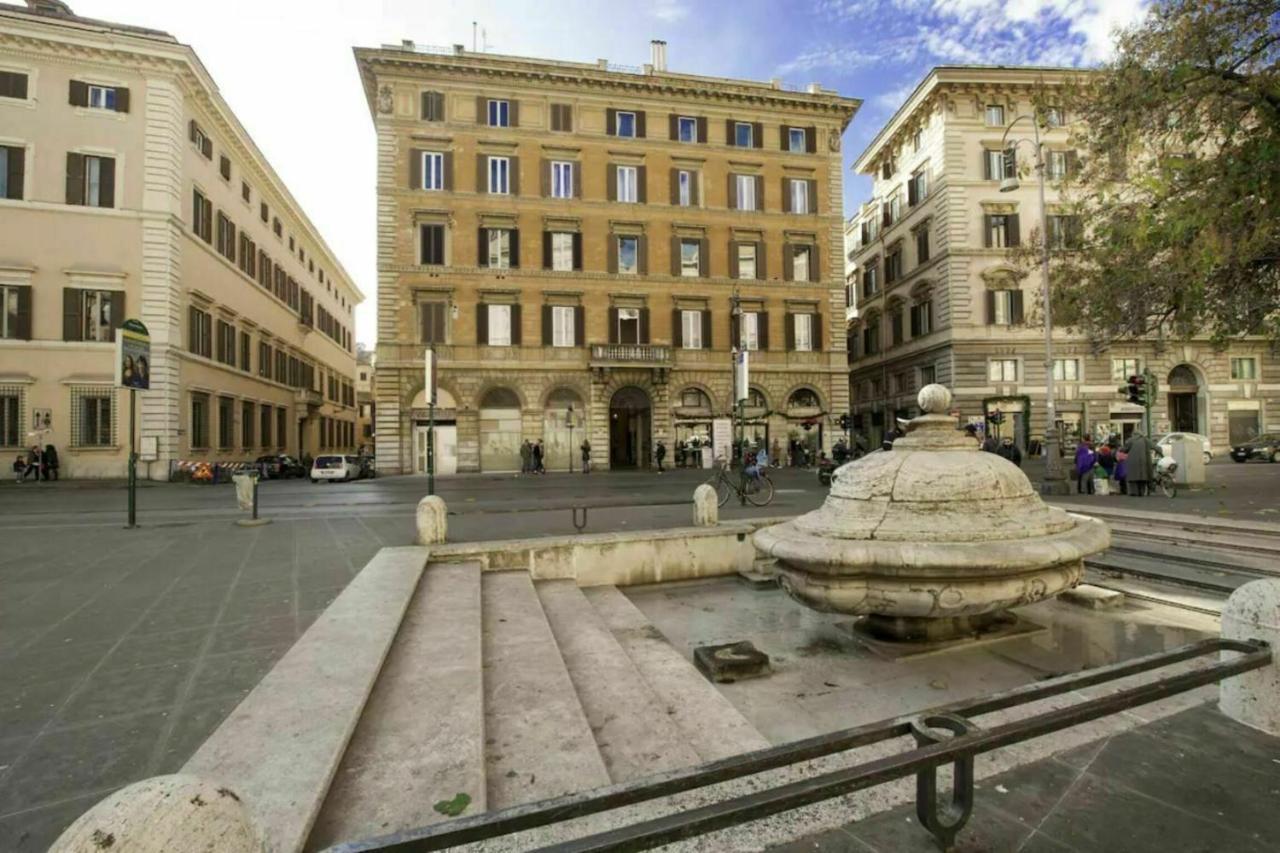 Vittorio Emanuele * Roma
