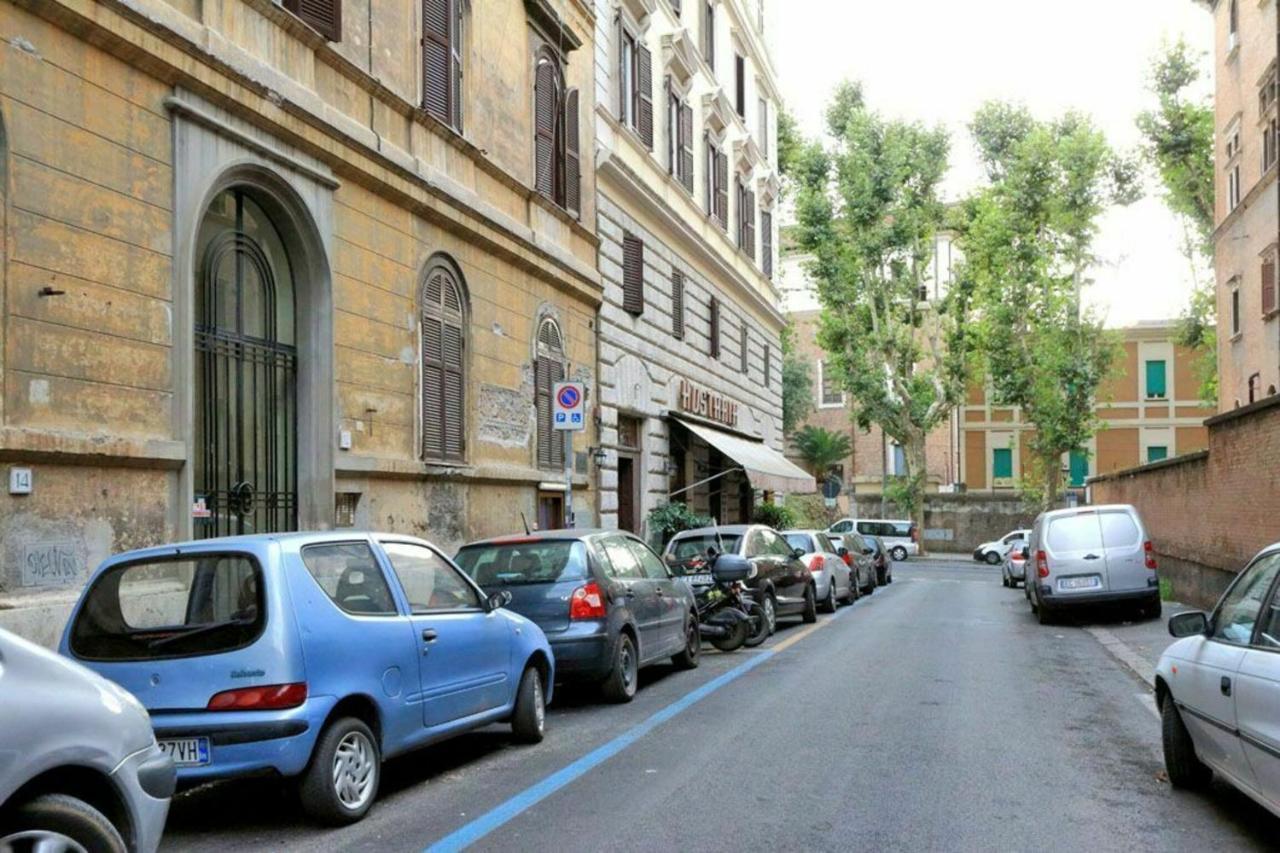 Apartment 1 Bd With Balcony San Giovanni By Halldis Rom