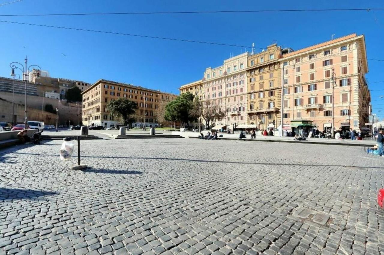 Borgo Vittorio * Roma