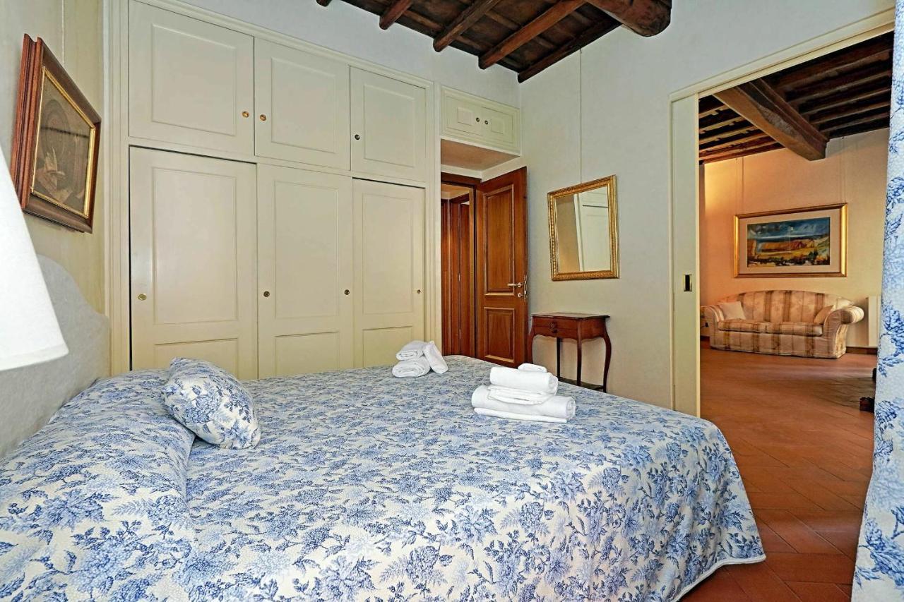 Crociferi Apartamento *