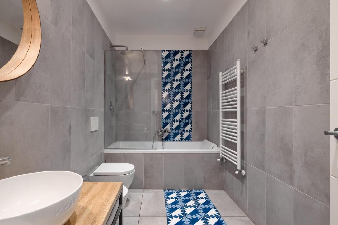Fontana Di Trevi!! Comfy&elegant 3bedroom 2bath Apartamento *