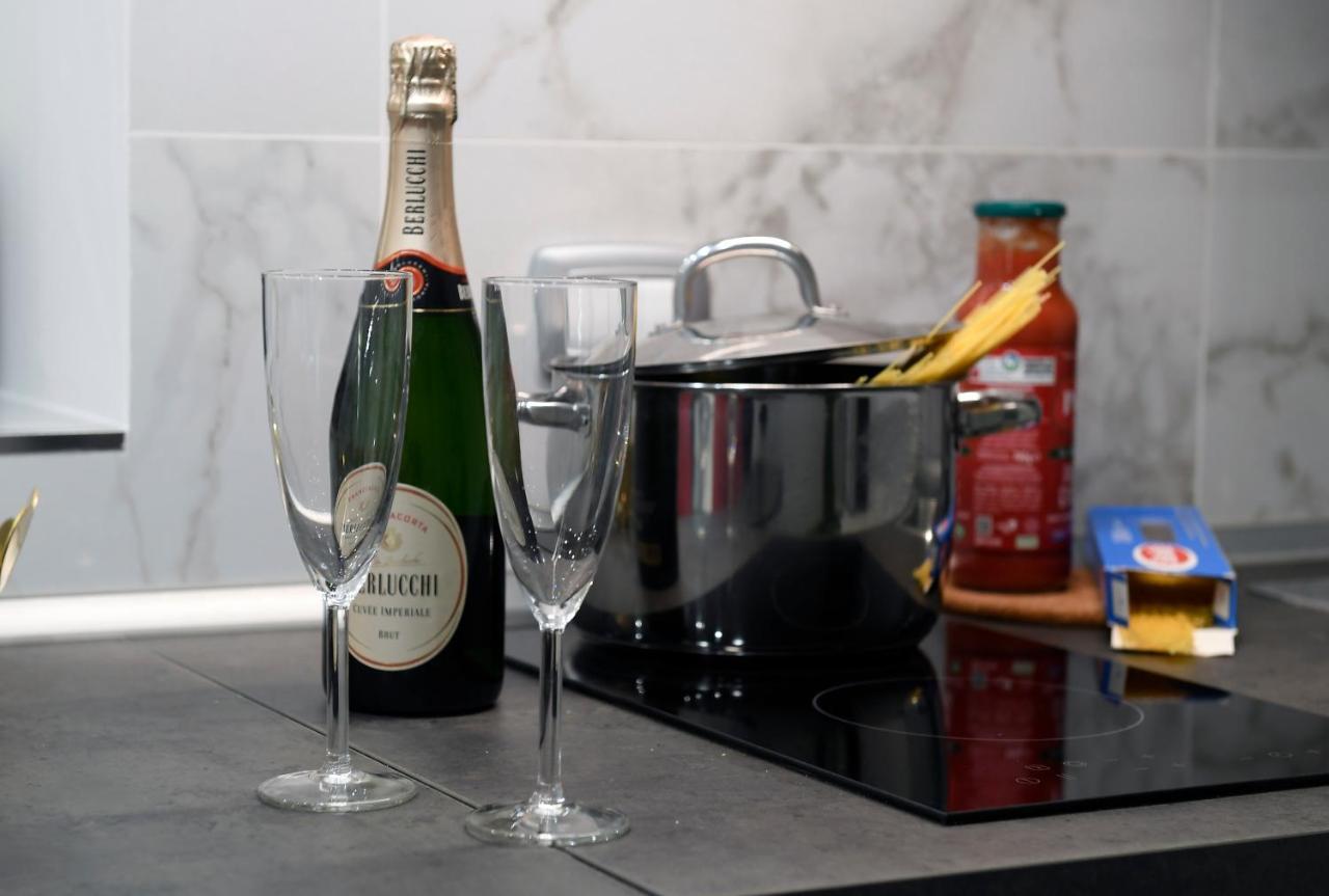 Easy Holidays - Suite Colosseo Rome