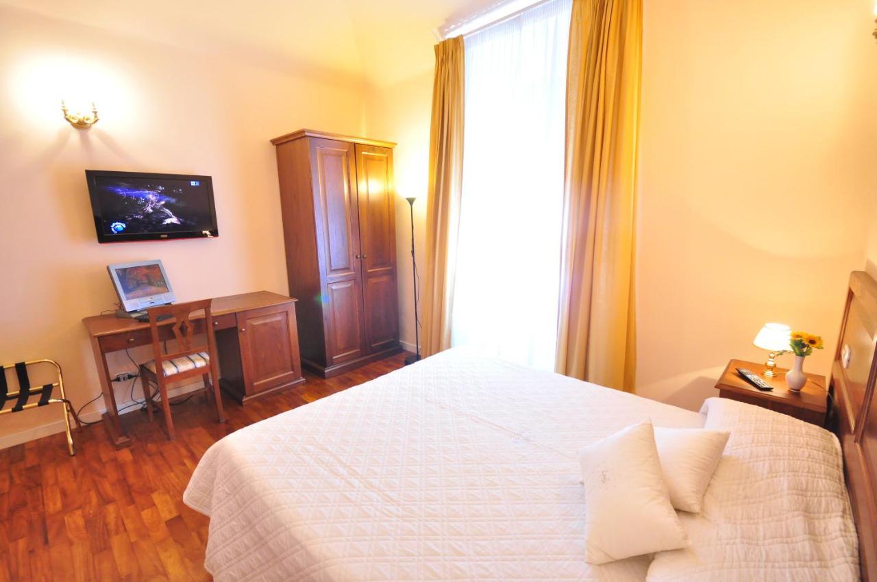 Relais Cavour Pensión