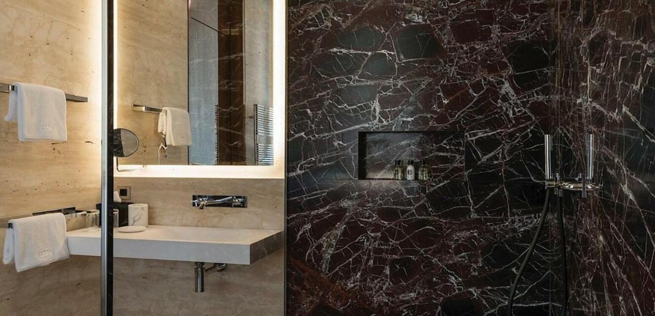 Fendi Private - Small Luxury Of The World Hotell
