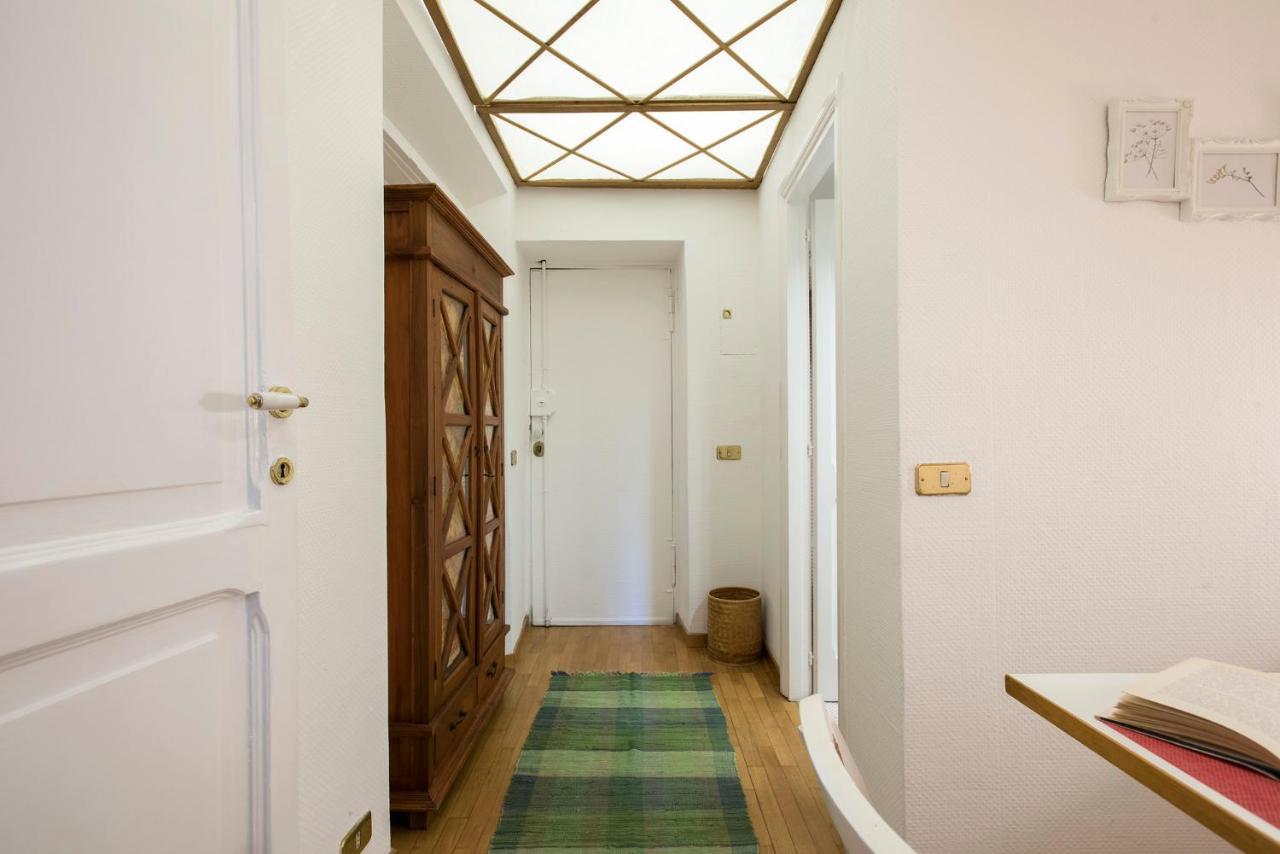 Studio@piazzadispagna Apartamento *