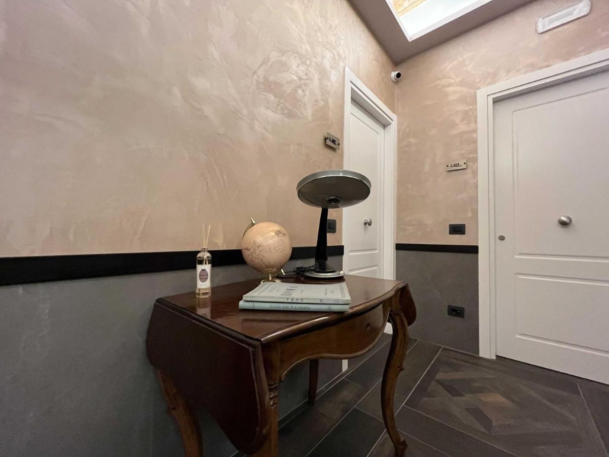 Flâneur - Rooms&suites By Visconti *
