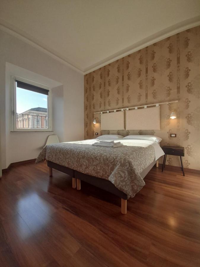 Echelle * Roma