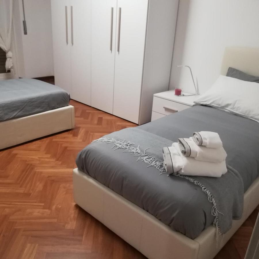 Handy&rivieni Apartment Rom