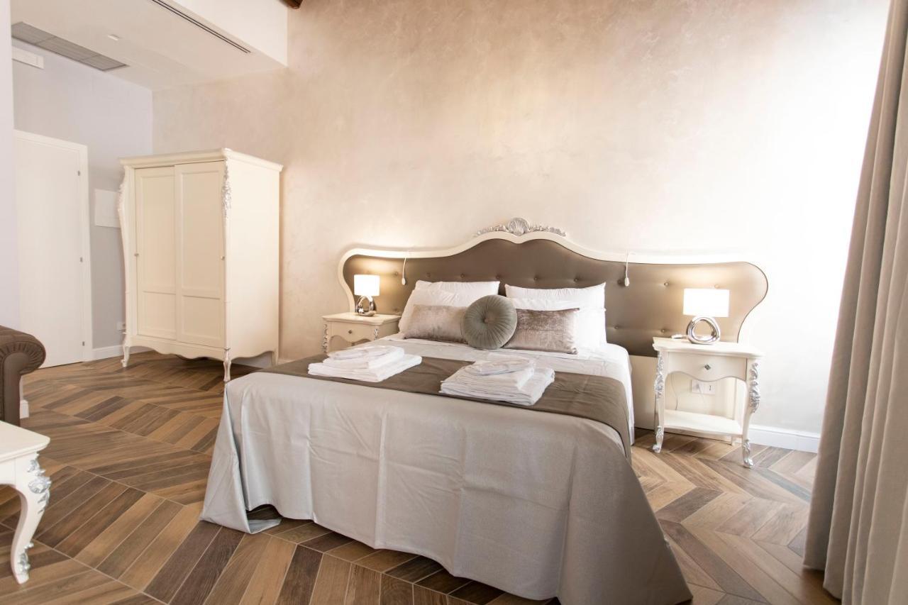 Palazzo Fracassini Roma